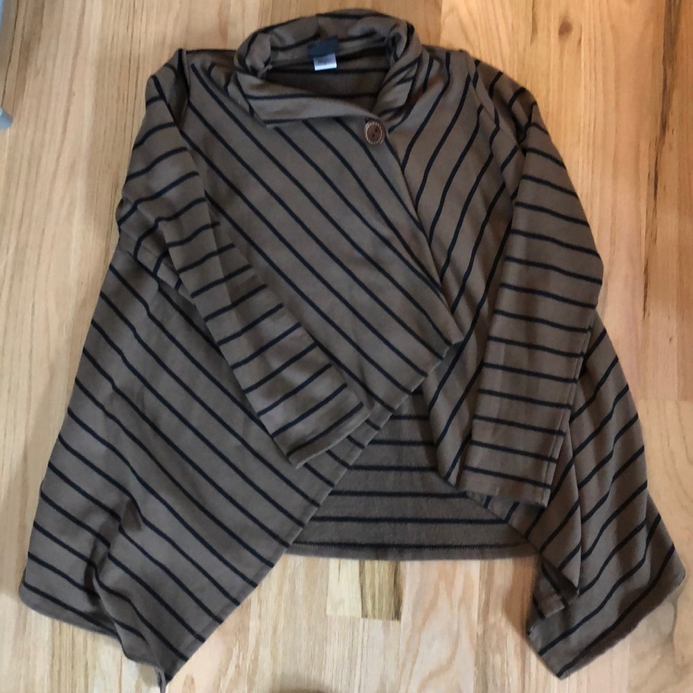 Brown sweater